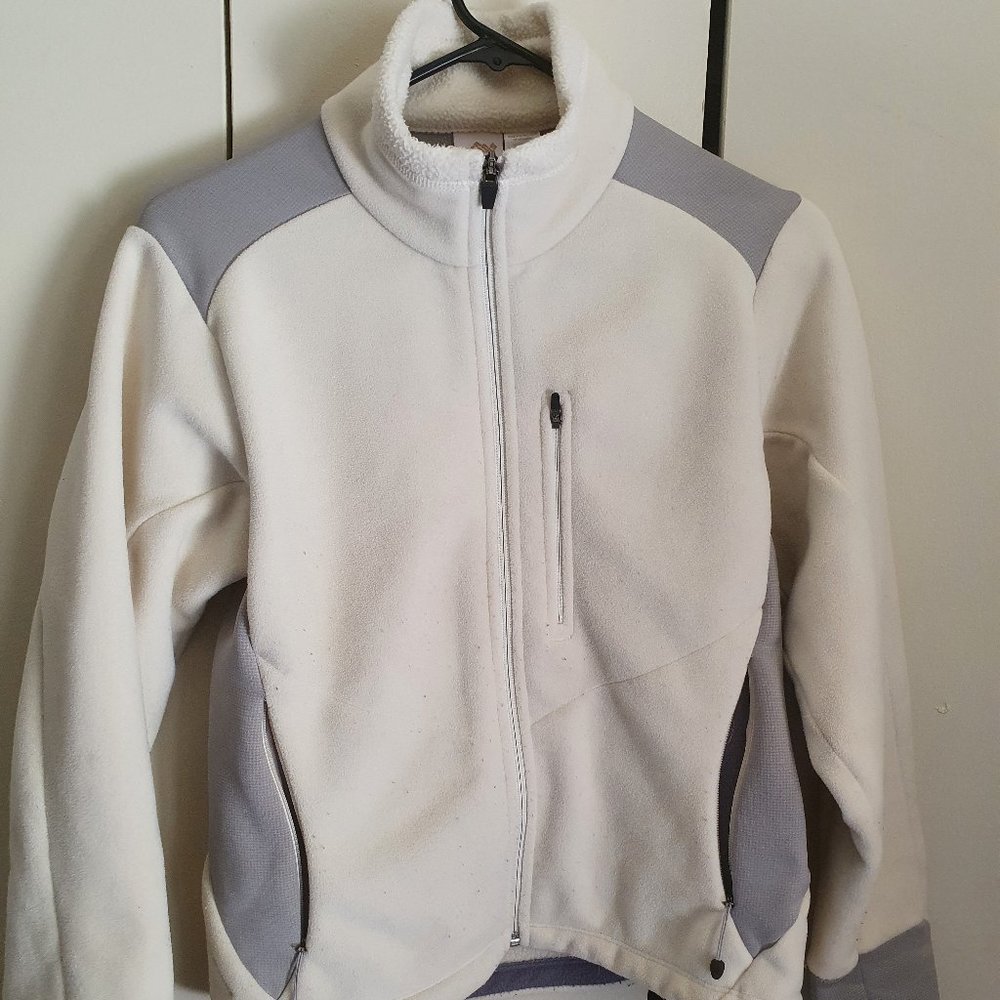 Eastern Mountain Sports Grey and White Fleece